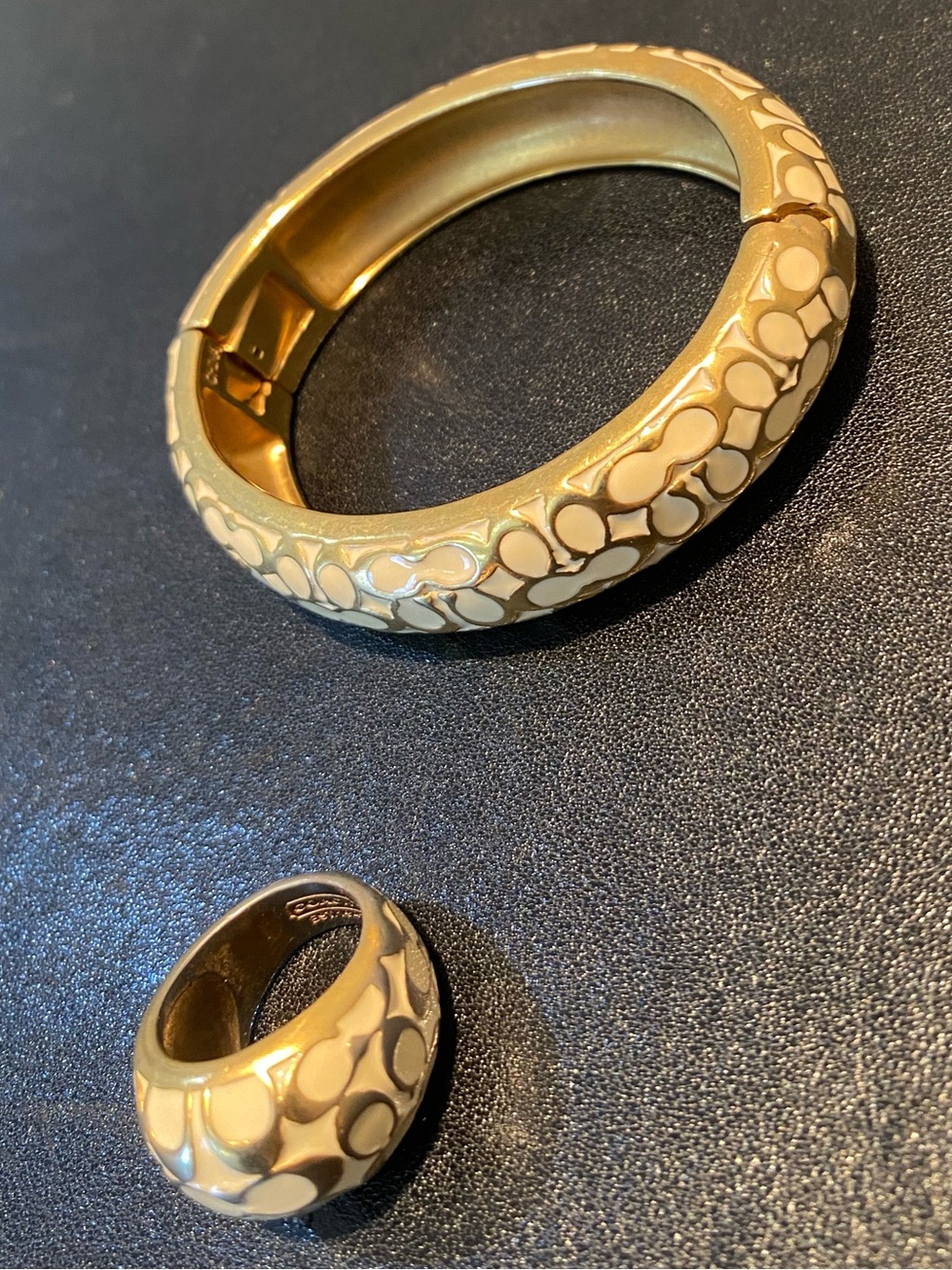 LOW START COACH Signature Goldtone Brass/Ivory Enamel Miranda Dome Ring & Bangle - Picture 4 of 4